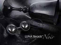 Luna Beads Noir by Lelo